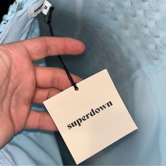 Superdown Ella mini dress in light blue - Picture 8 of 10